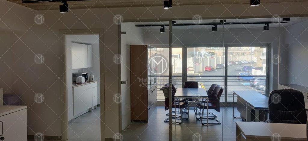 Fully Furnished 72m2 Office Space in an Mriehel Business Centre