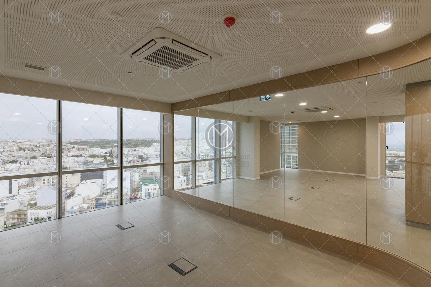 150m2 Portomaso Office For Rent