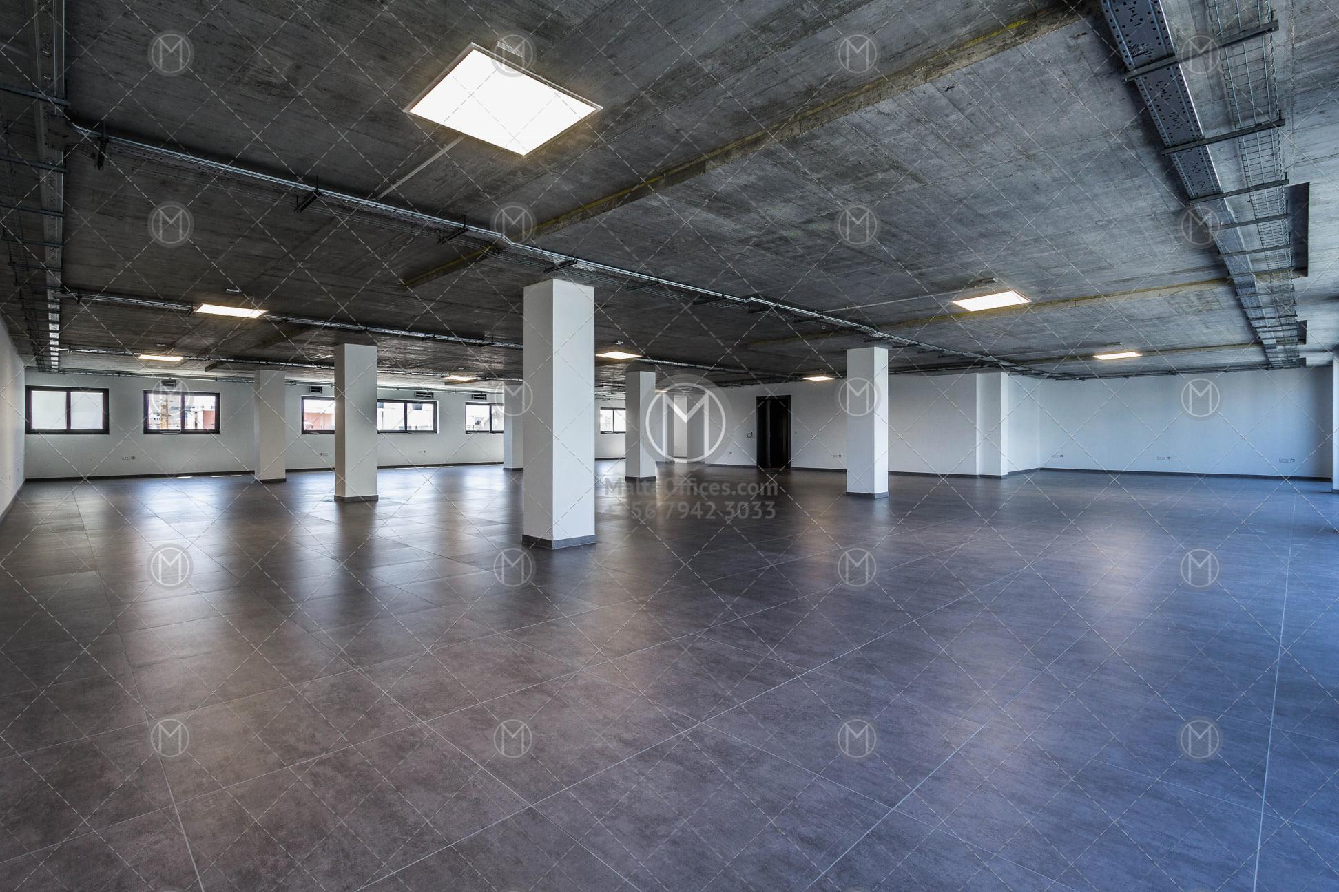 Full Office Floor in Ta' Xbiex Business Centre (468m2)