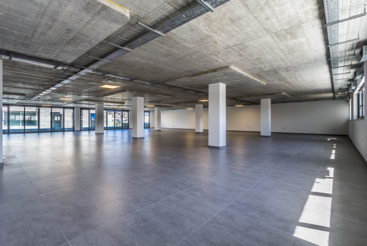 Full Office Floor in Ta' Xbiex Business Centre (468m2)