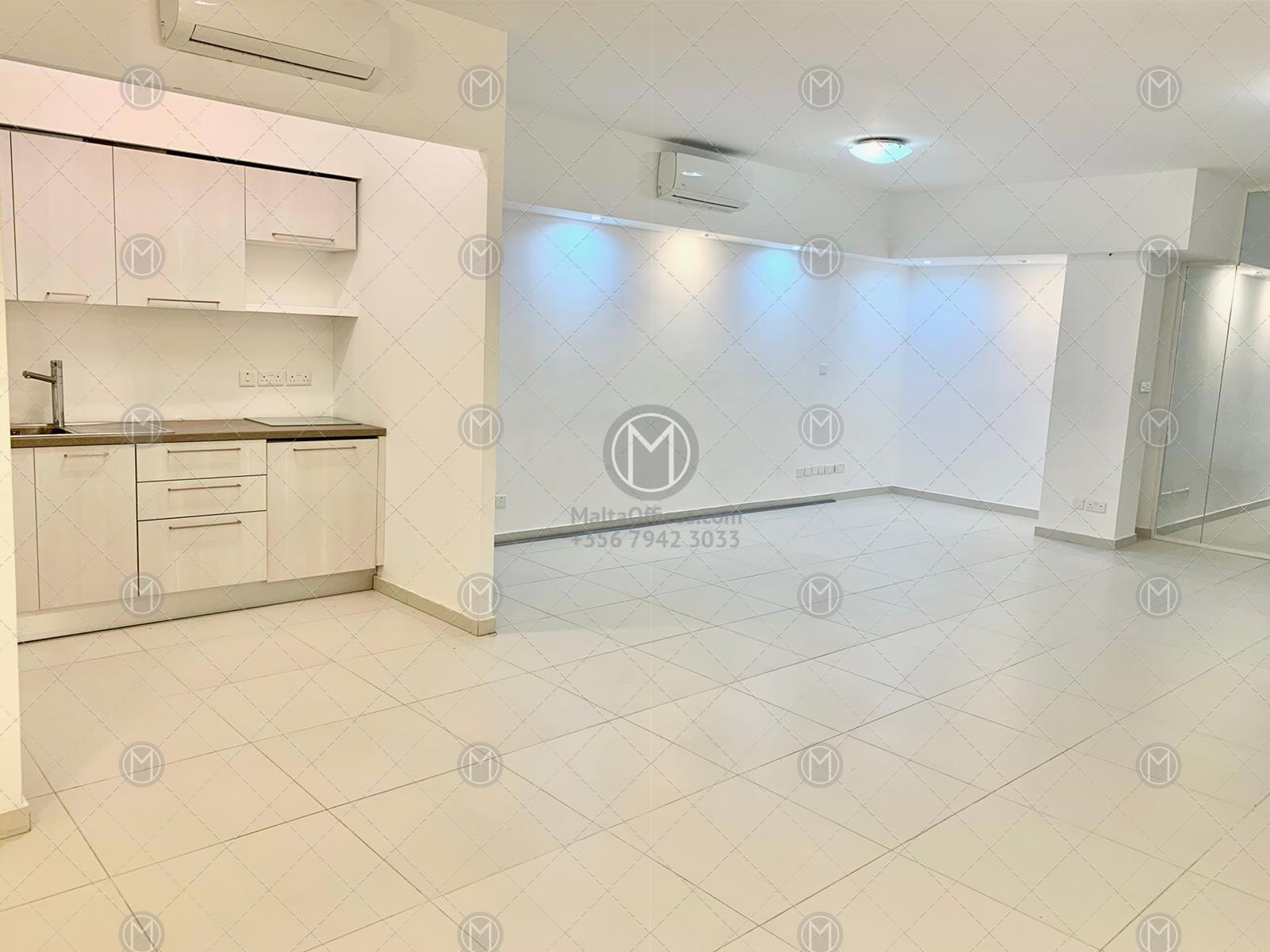 Office for rent on Tower Road in Sliema (90m2) - (1)