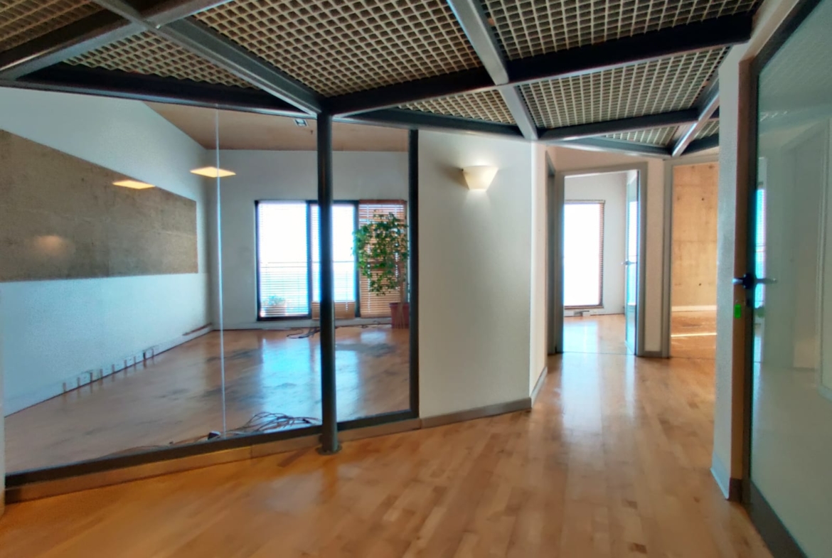 Portomaso Office for Rent (114m2)