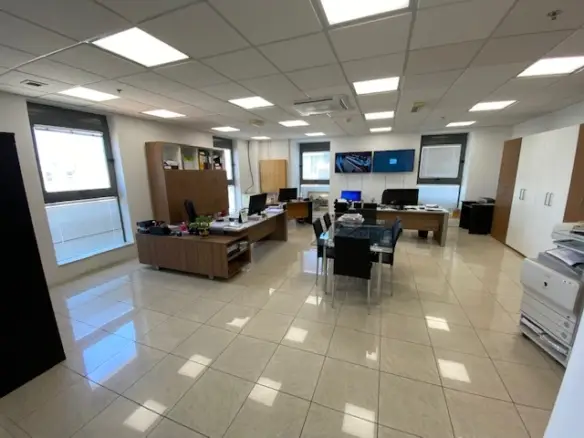 Portomaso Office for Rent (96m2)