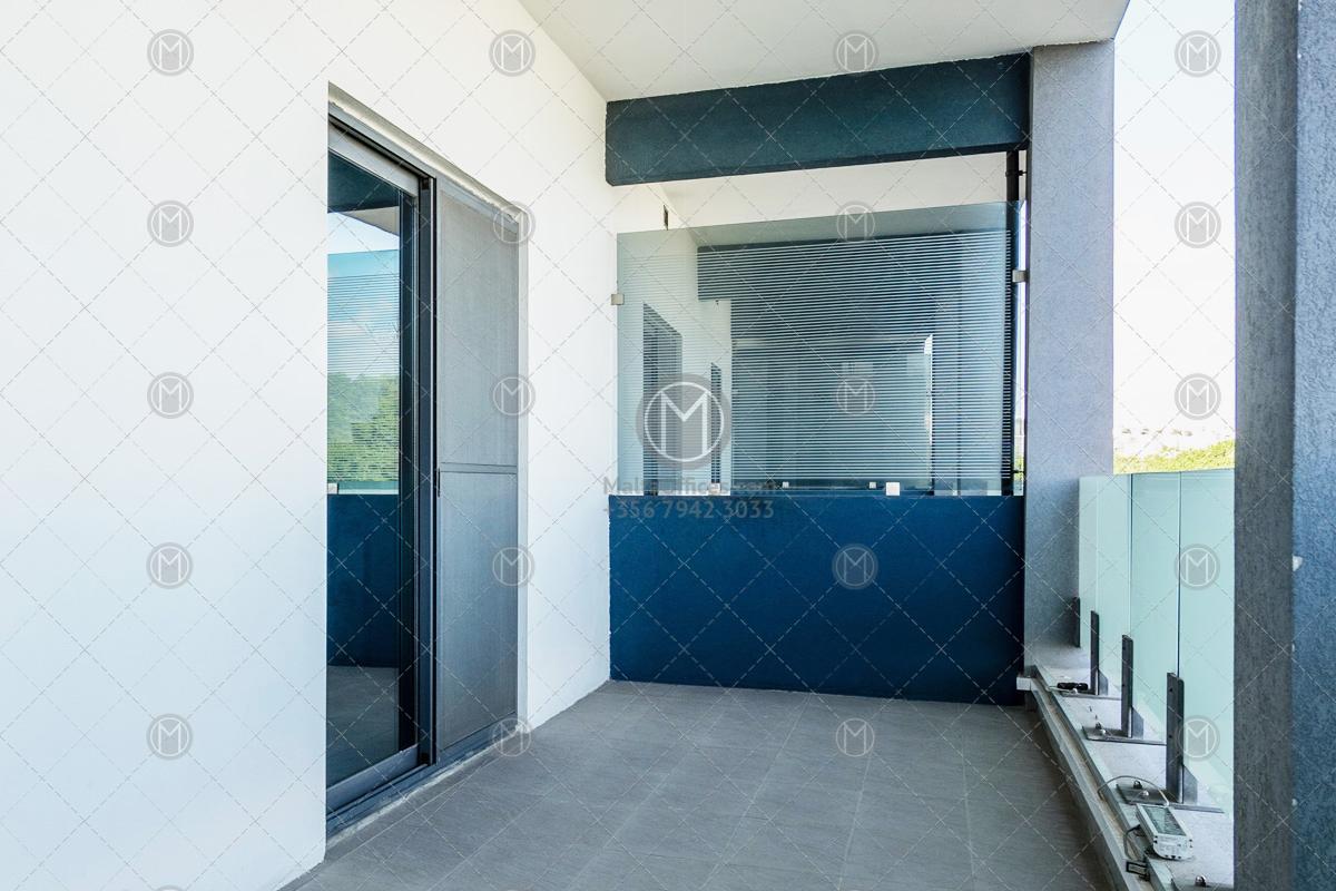 Seafront Office for Rent in Pieta’ (165m2) - (1)