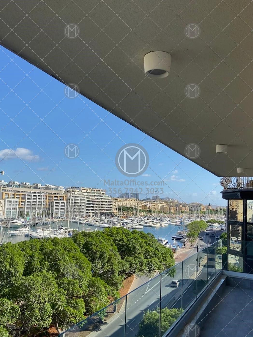 Seafront Office Building in Pieta for Rent