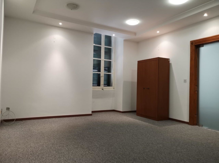 250m2 Office for Rent in Valletta