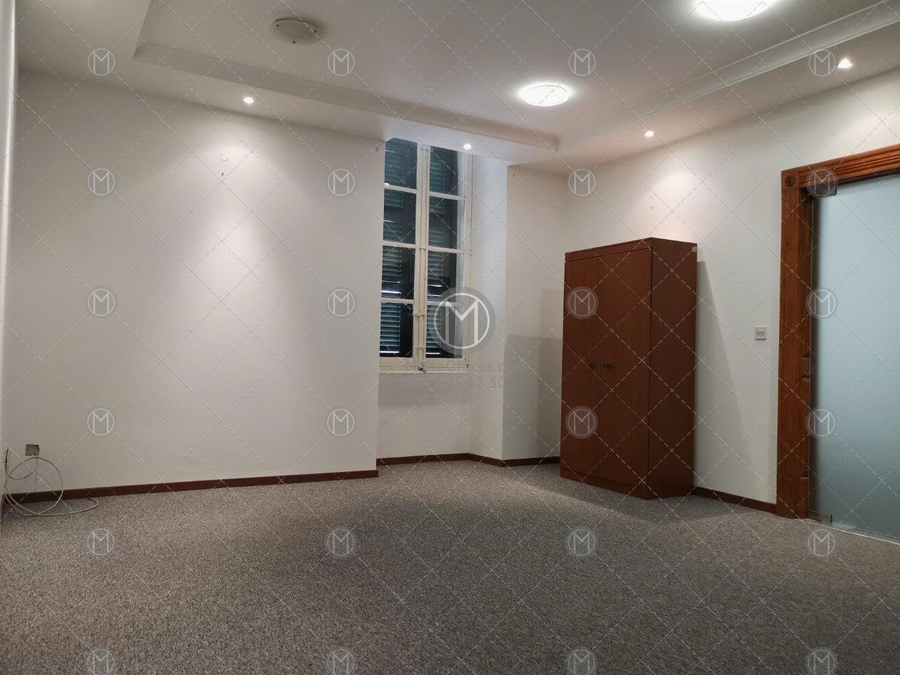 250m2 Office for Rent in Valletta