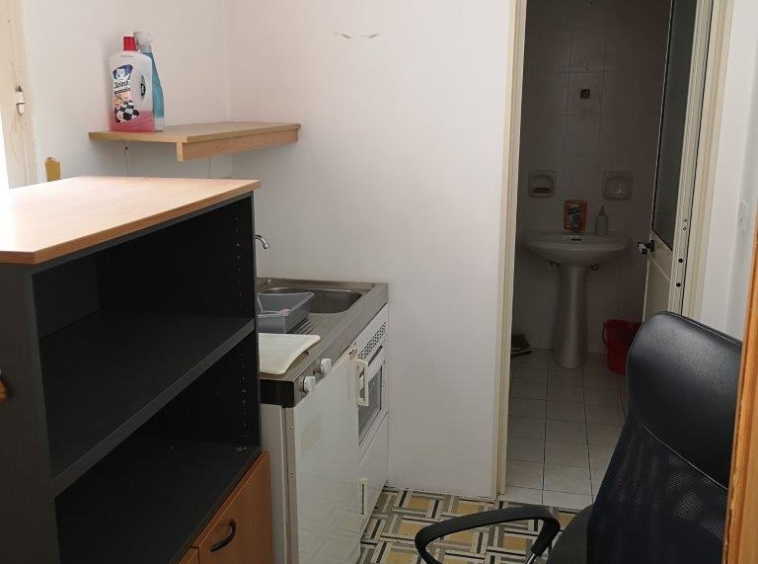250m2 Office for Rent in Valletta