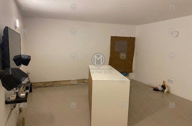 Gzira Retail Office to Let