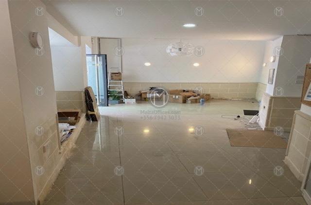 Gzira Retail Office to Let