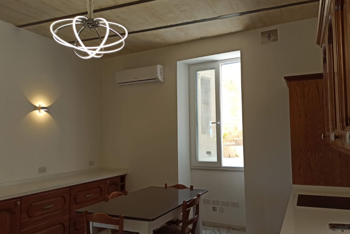 Traditional Floriana Office for Rent - (26)