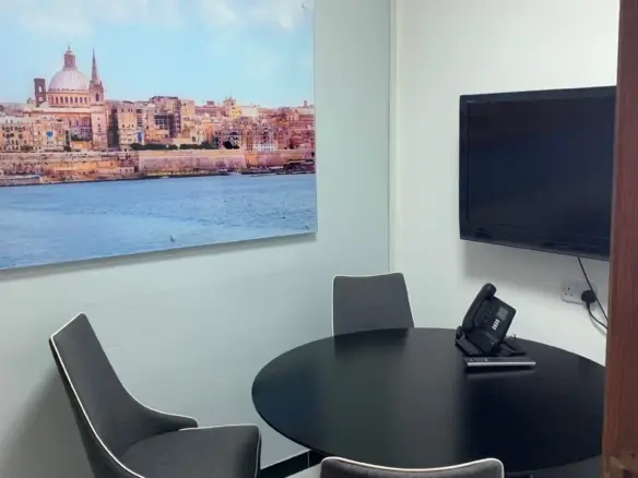 Traditional Valletta Office for Rent - (7)