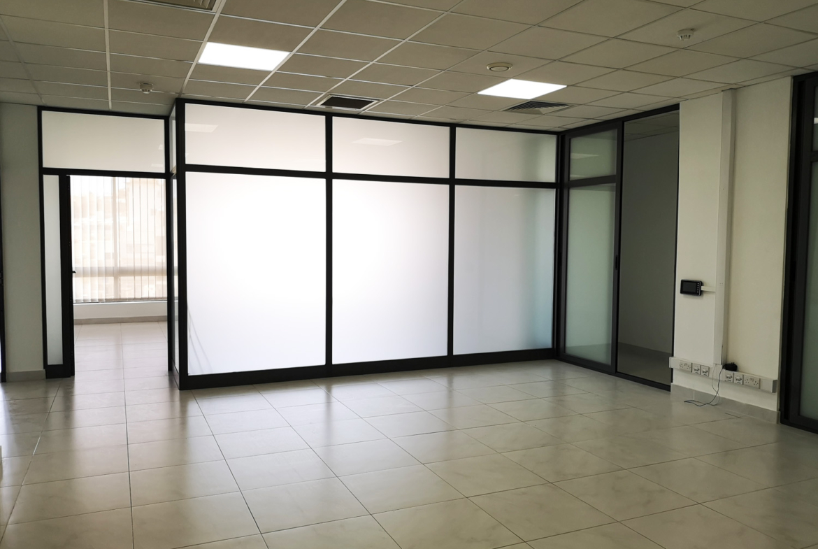 Sliema Office for Rent in Shopping Centre