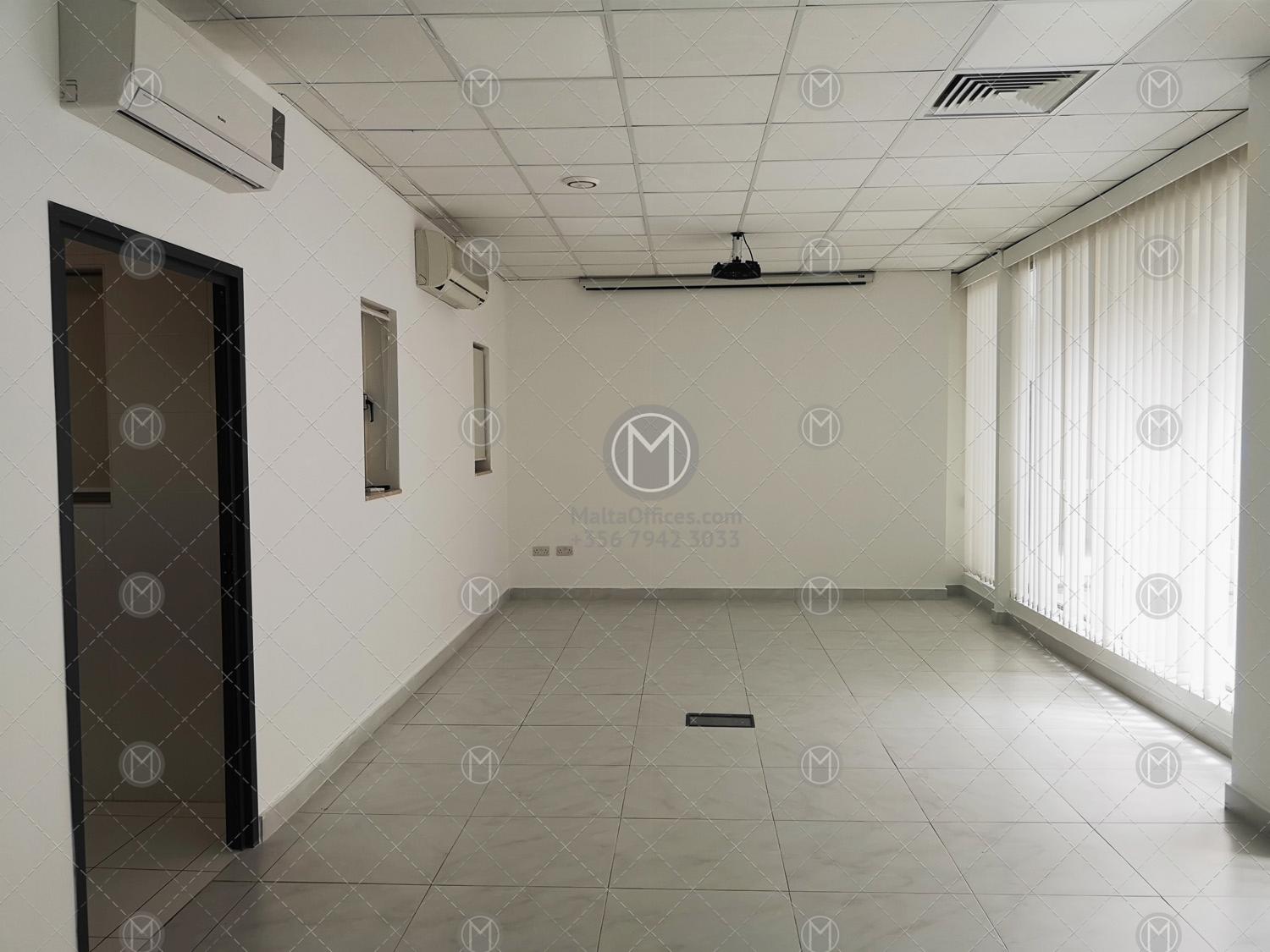 Sliema Office for Rent in Shopping Centre