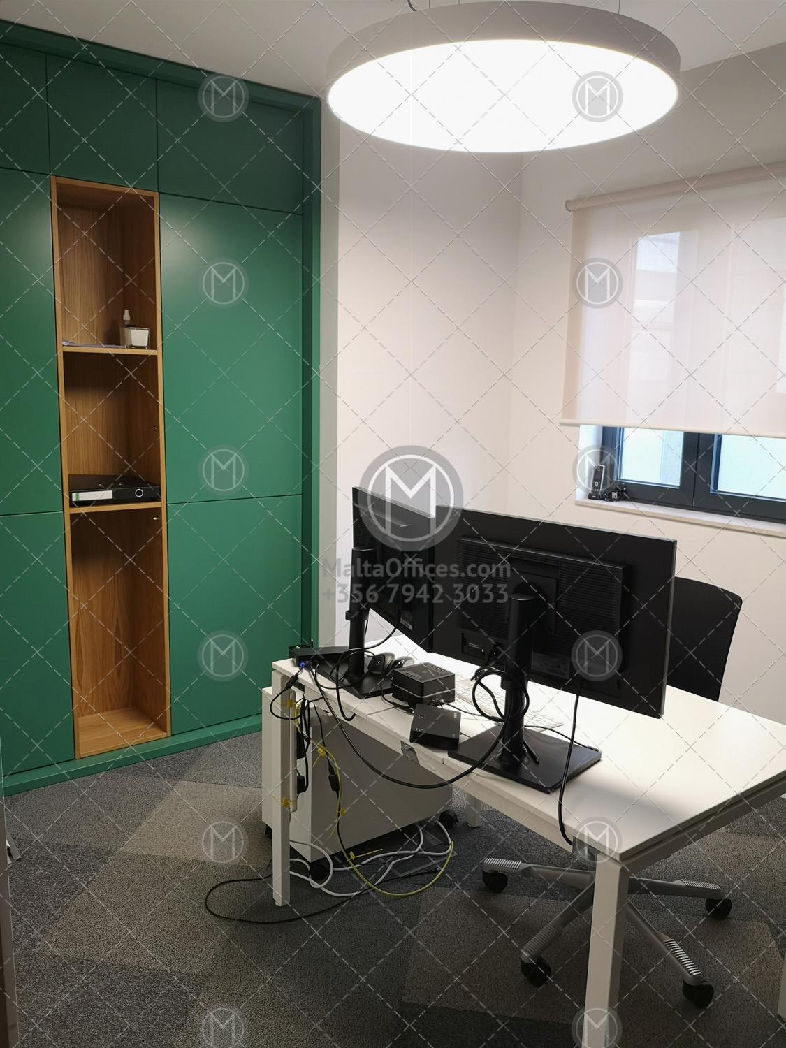 Highly Finished & Furnished Office (316 sqm)