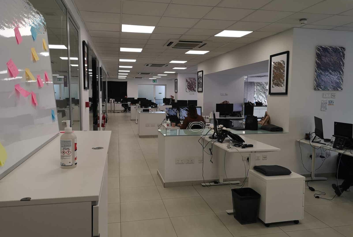 Seafront Office Space in Ta’ Xbiex To Let