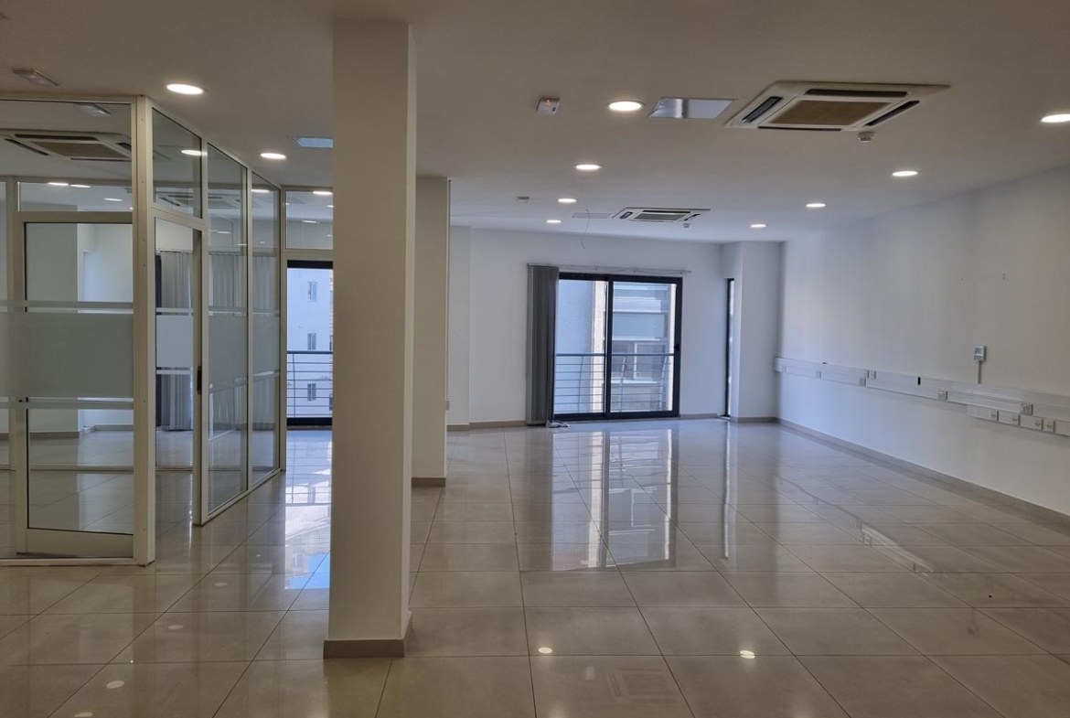 Sliema Office for 15 People