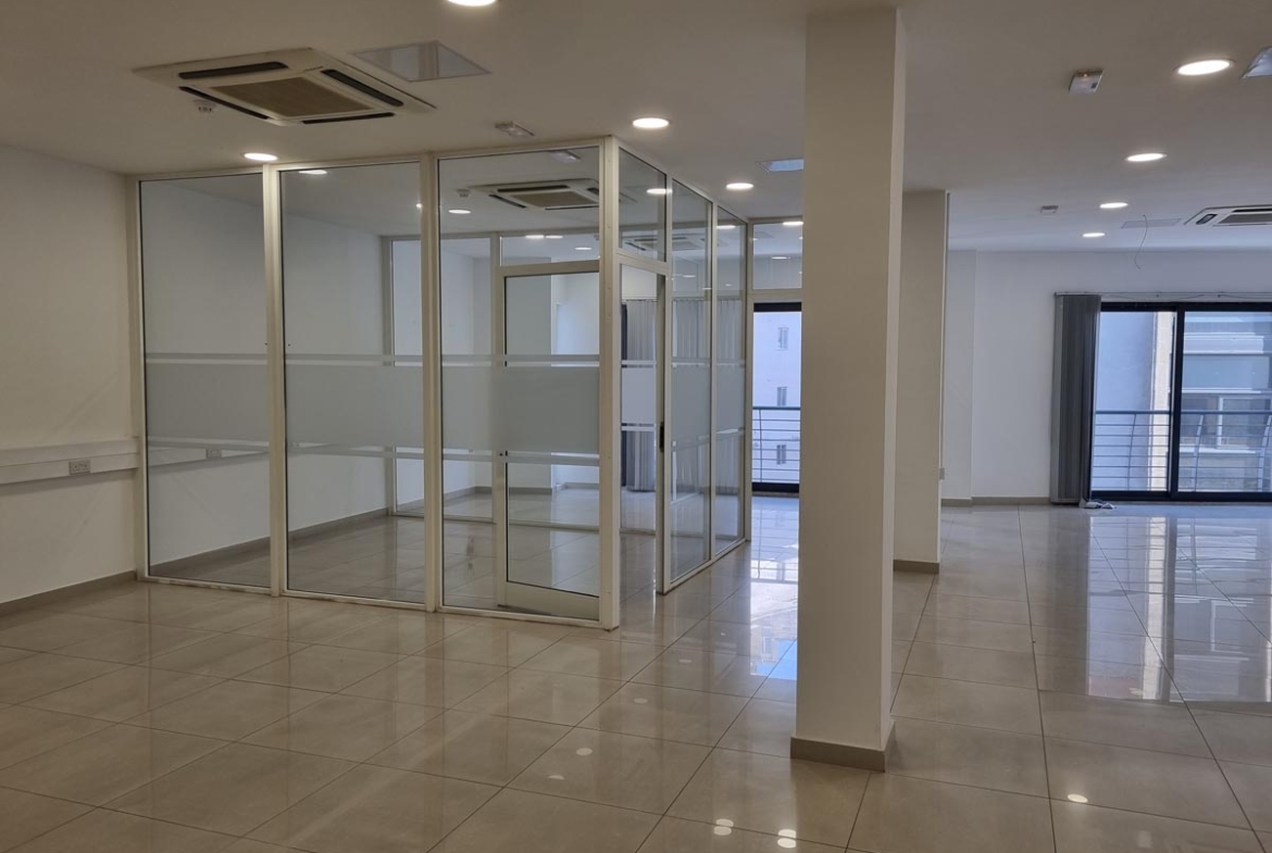 Sliema Office for 15 People