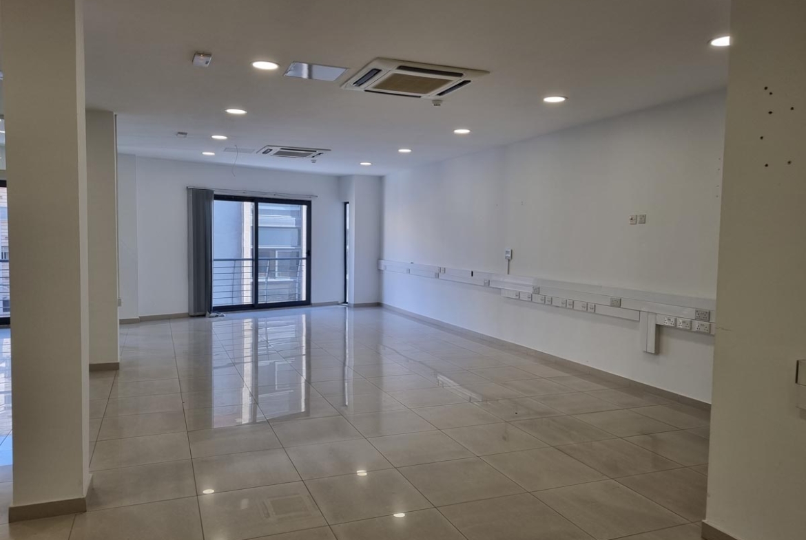 Sliema Office for 15 People