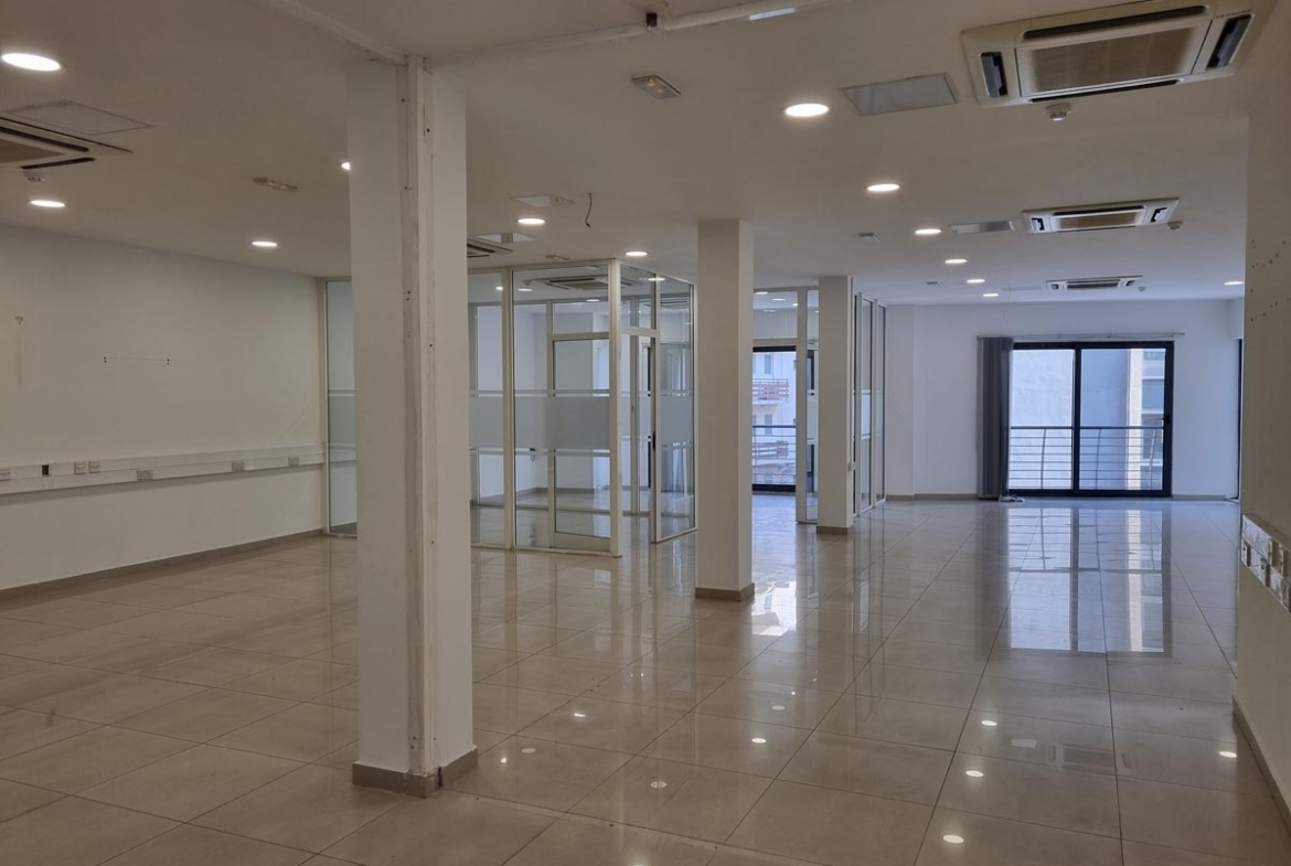 Sliema Office for 15 People