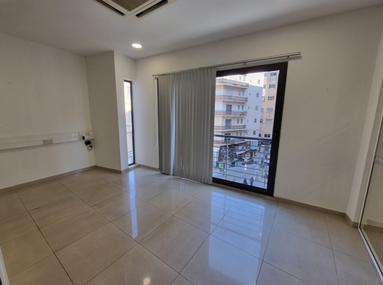 Sliema Office for 15 People