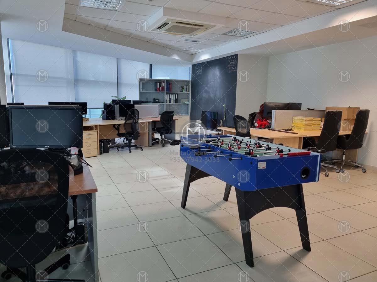 Fully furnished office in St Julian’s for rent