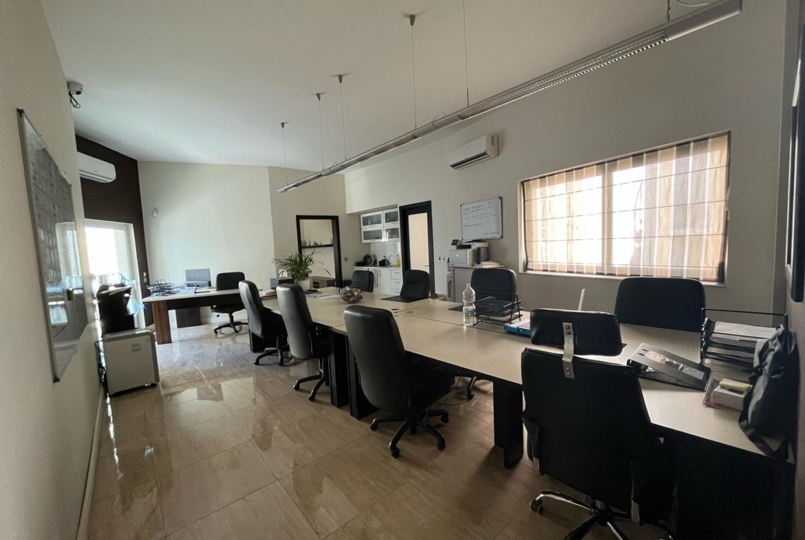 Furnished Office in Ta' Xbiex for Rent