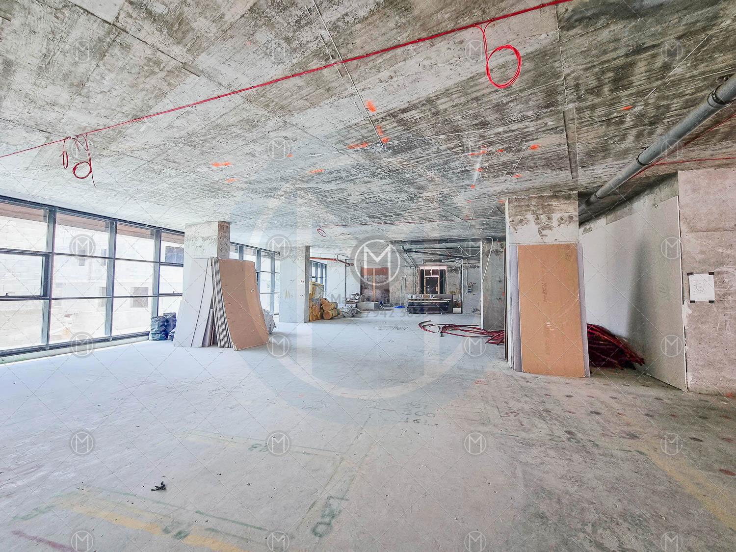 1000 SQM St. Julian's Office