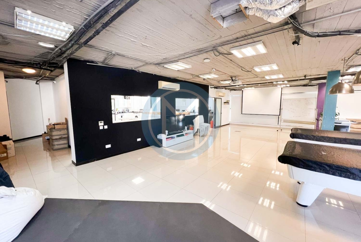 Penthouse Office For Rent in Msida