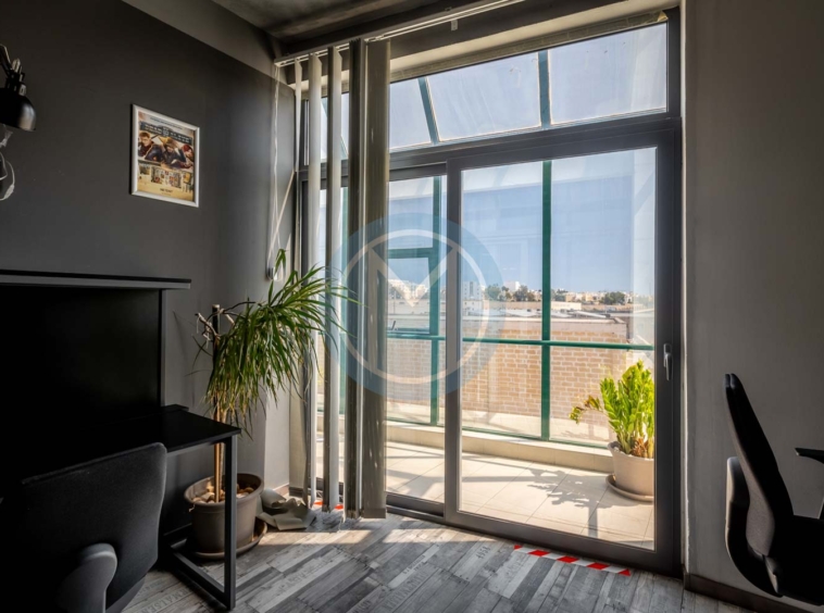 San Gwann Penthouse Office