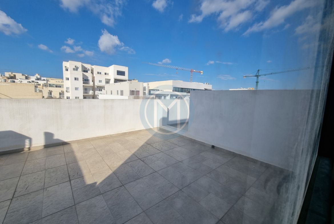 Corner Ta' Xbiex Office For Lease