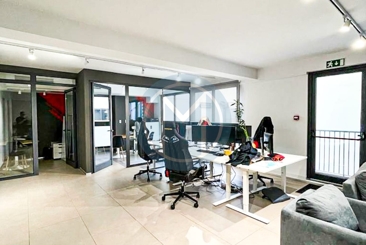 Office To Let in Sliema