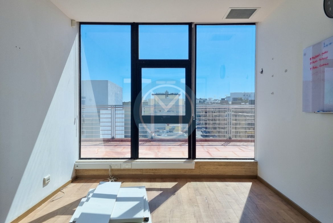 Ta' Xbiex Penthouse Office To Let