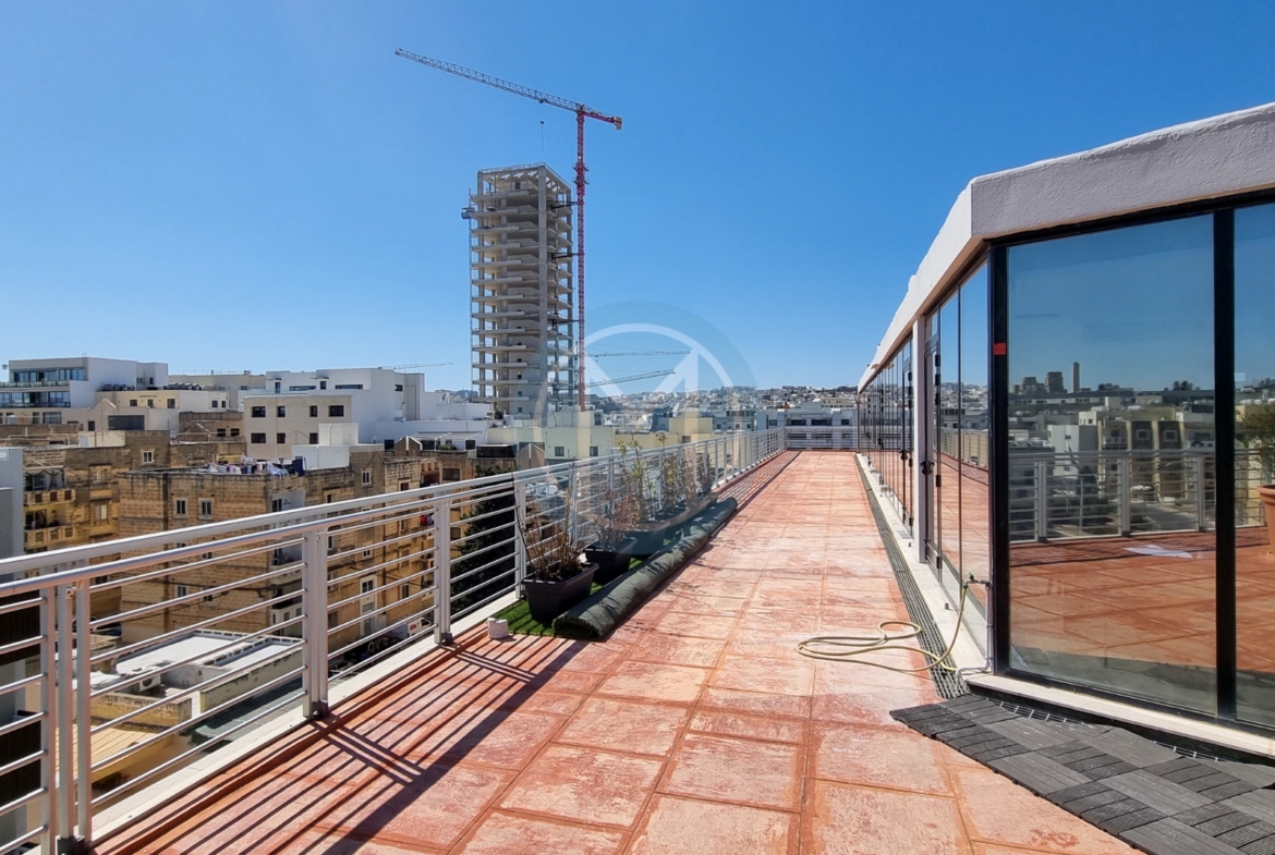 Ta' Xbiex Penthouse Office To Let