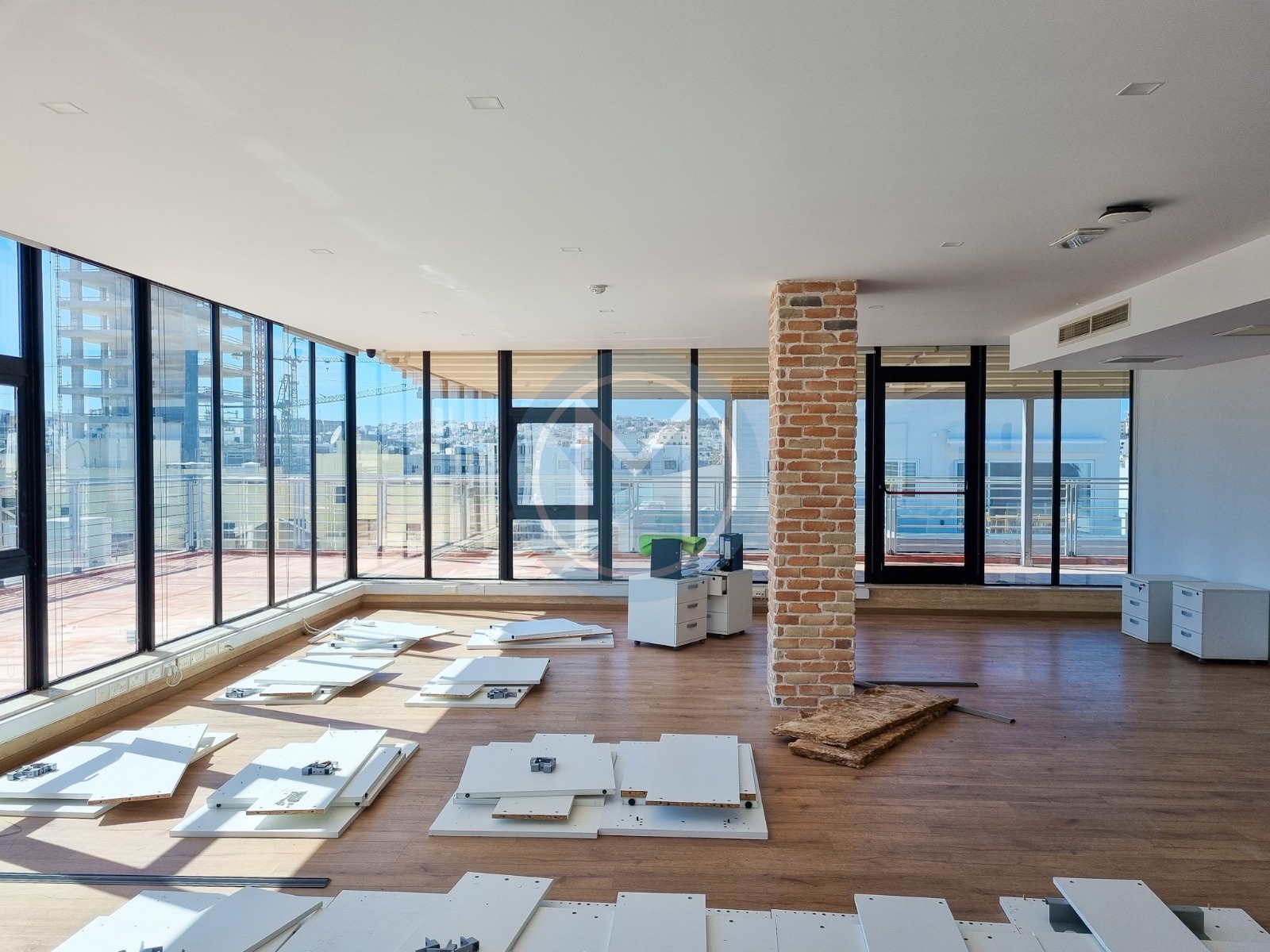 Ta' Xbiex Penthouse Office To Let