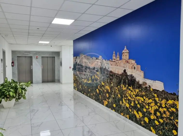 130 SQM Office To Let in Sliema