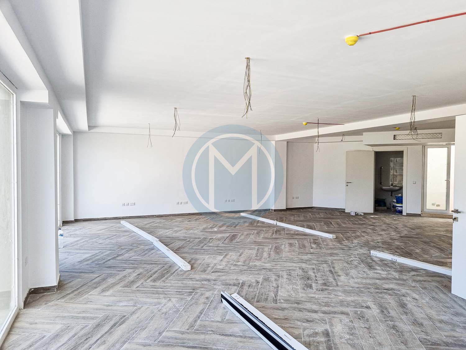185 SQM Gzira Office To Let