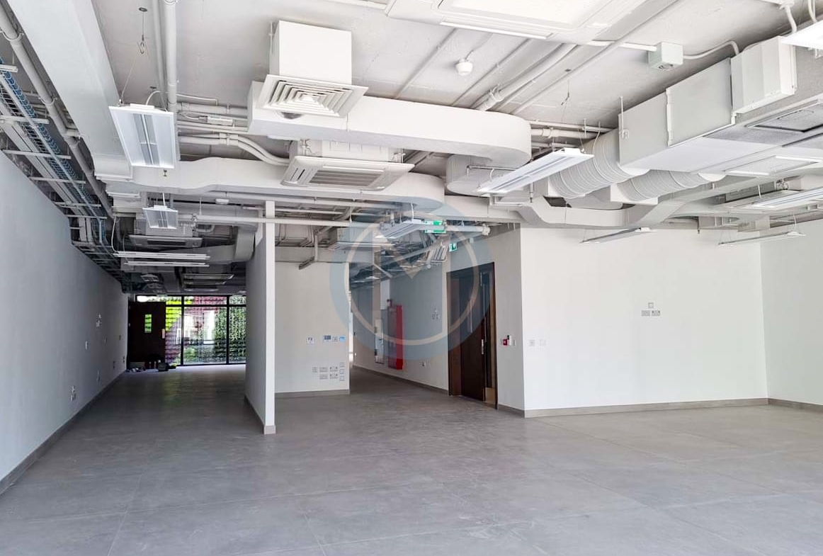 325 SQM Office To Let