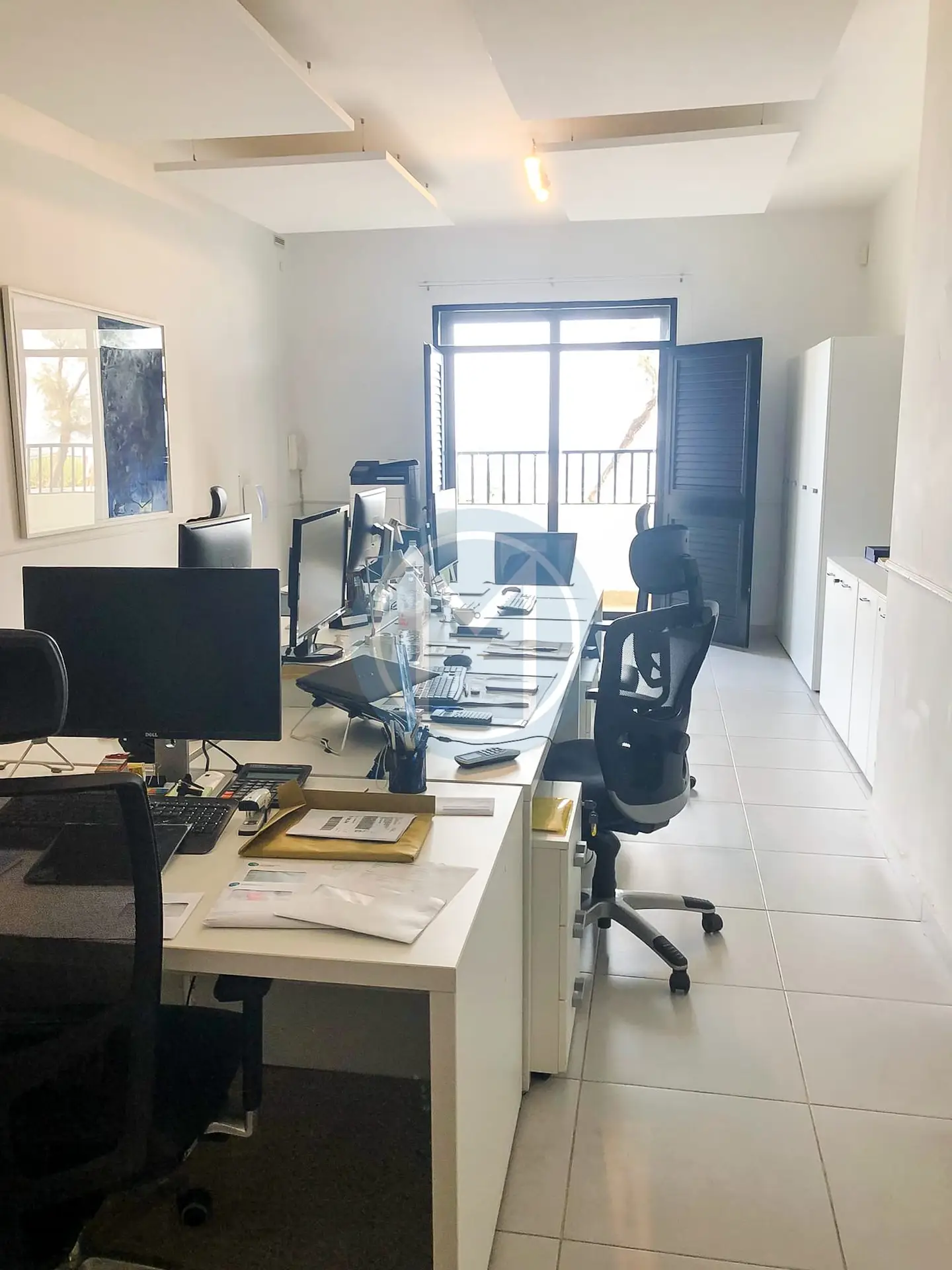 Seafront Retail Office To Let