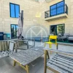 600 SQM Office To Let