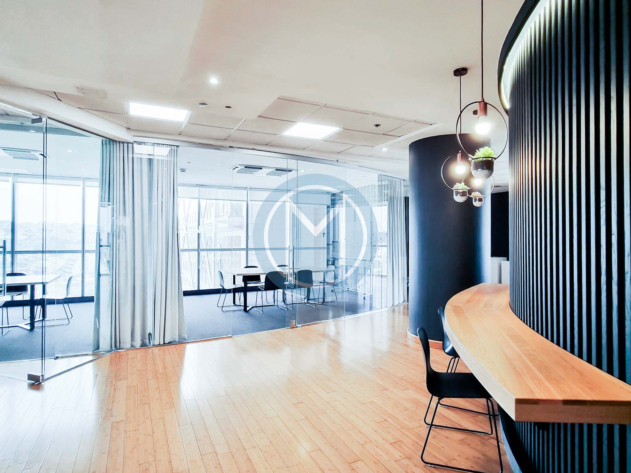 Luxury Office To Let