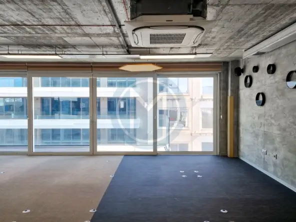 265 SQM Office Space To Let