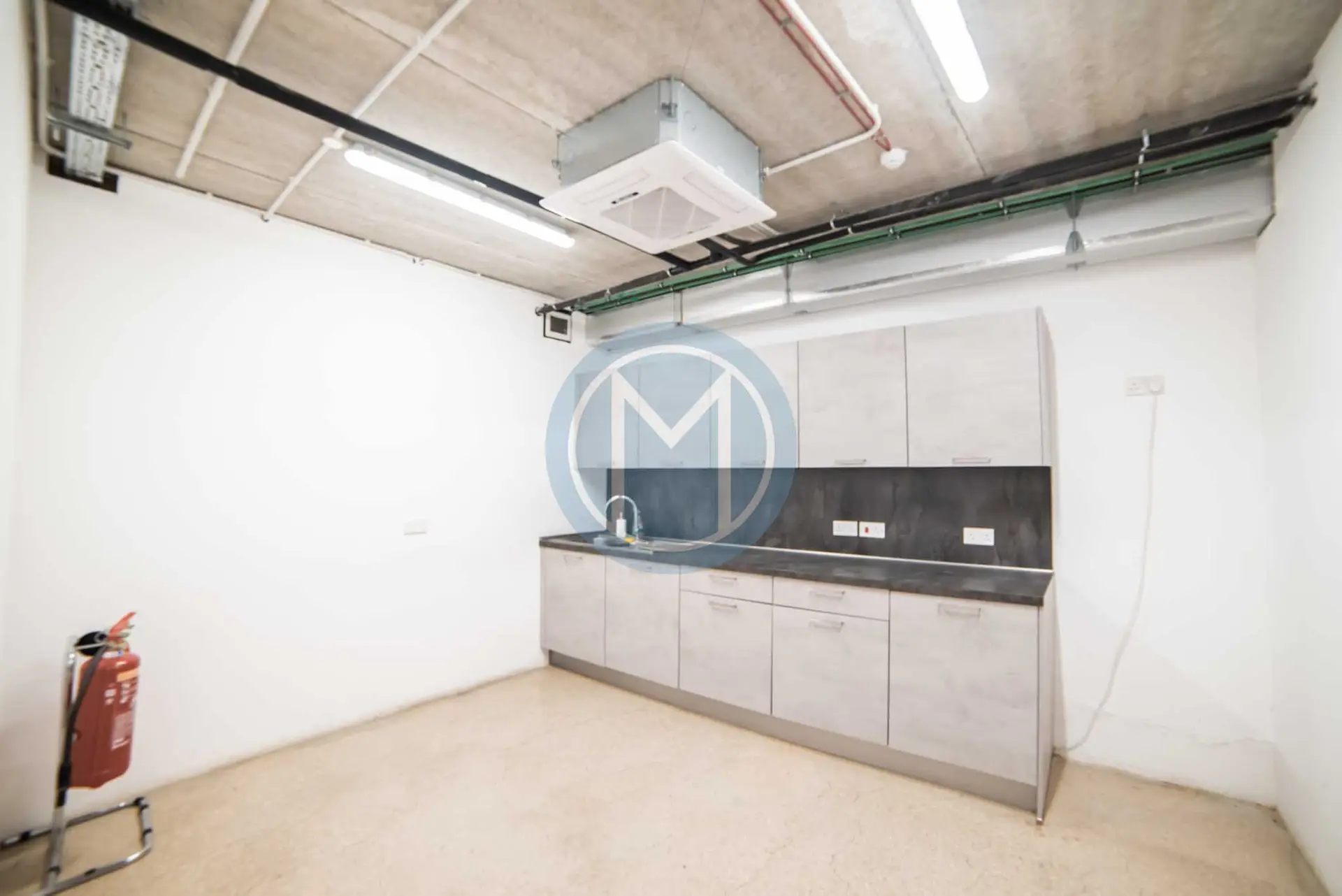 _PIC5105 250 SQM Mriehel Office To Let