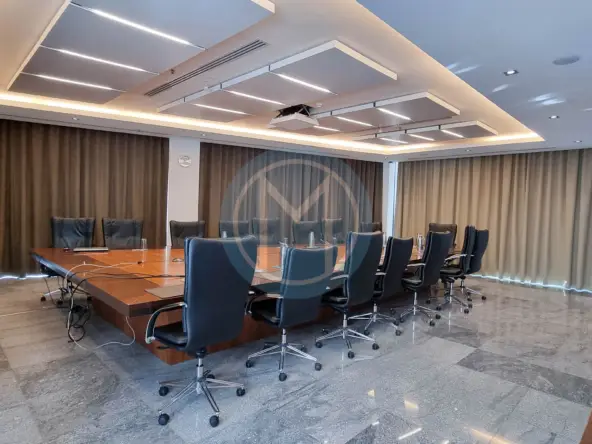 Luxurious Penthouse Serviced Office