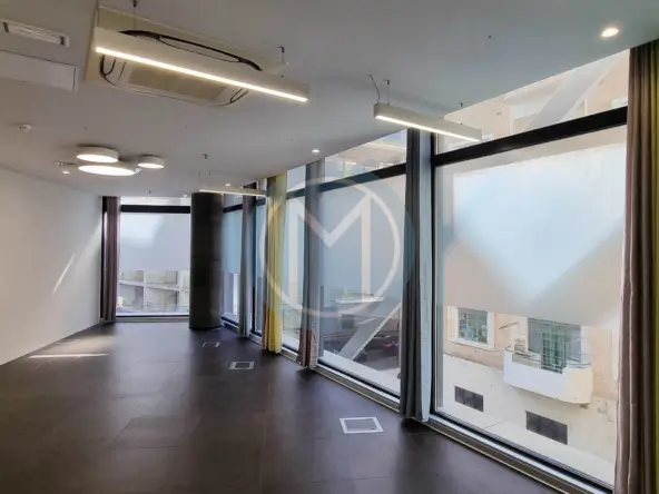 Open Plan Commercial Office for Rent