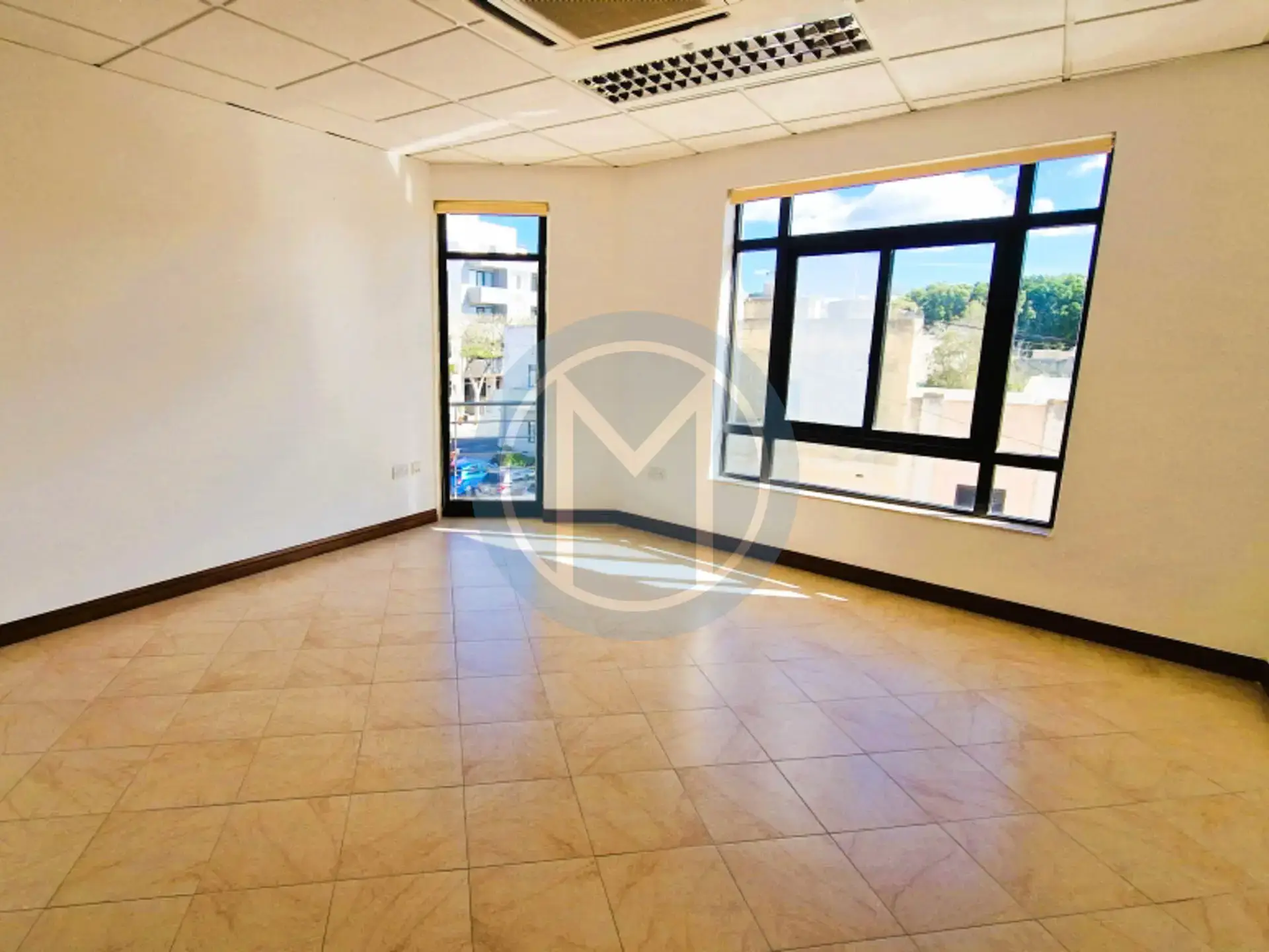 110 SQM Office in Naxxar To Let