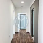 Multi-Room Office in Iklin