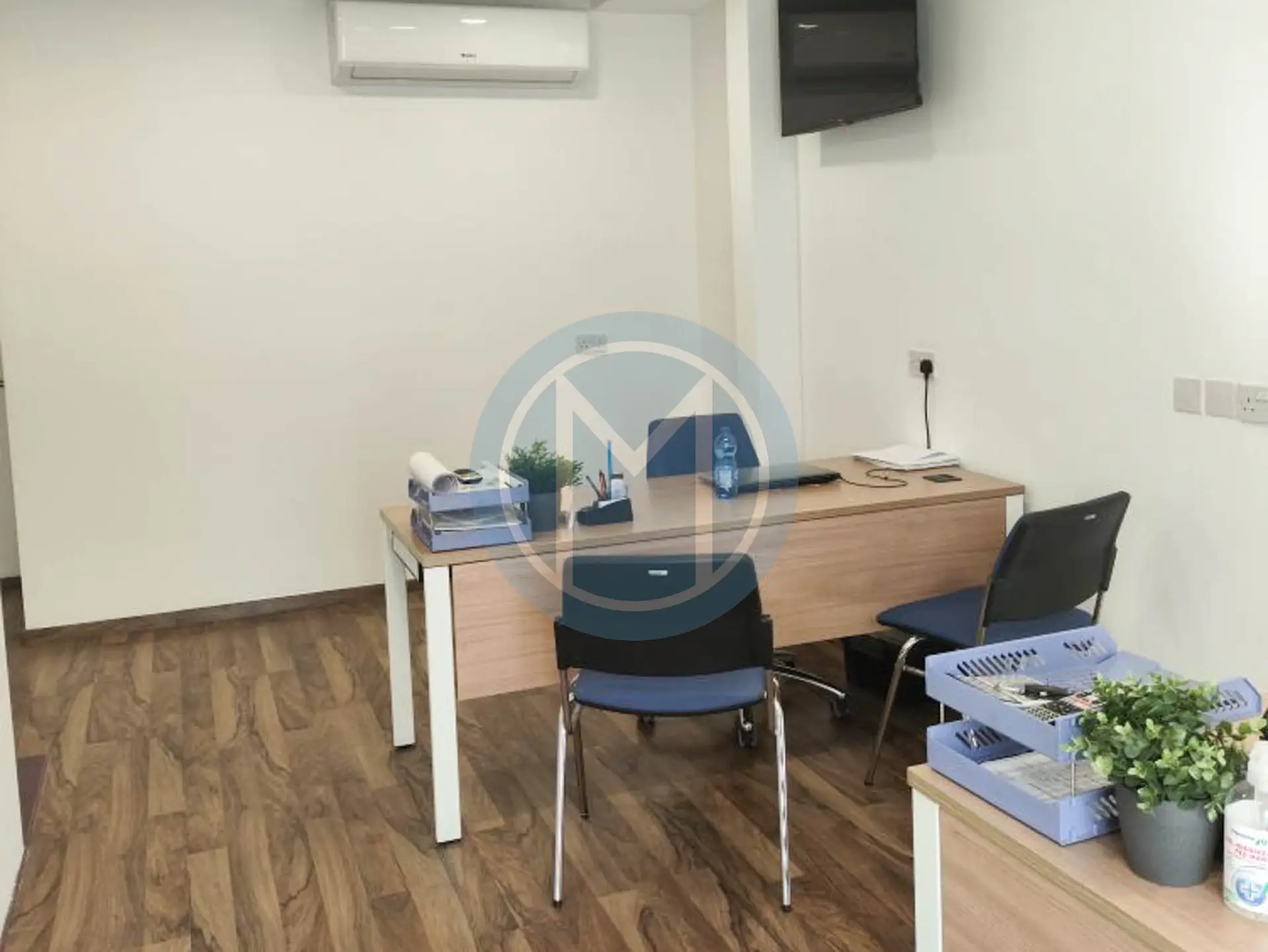Cosy Multi-Room Office in Iklin