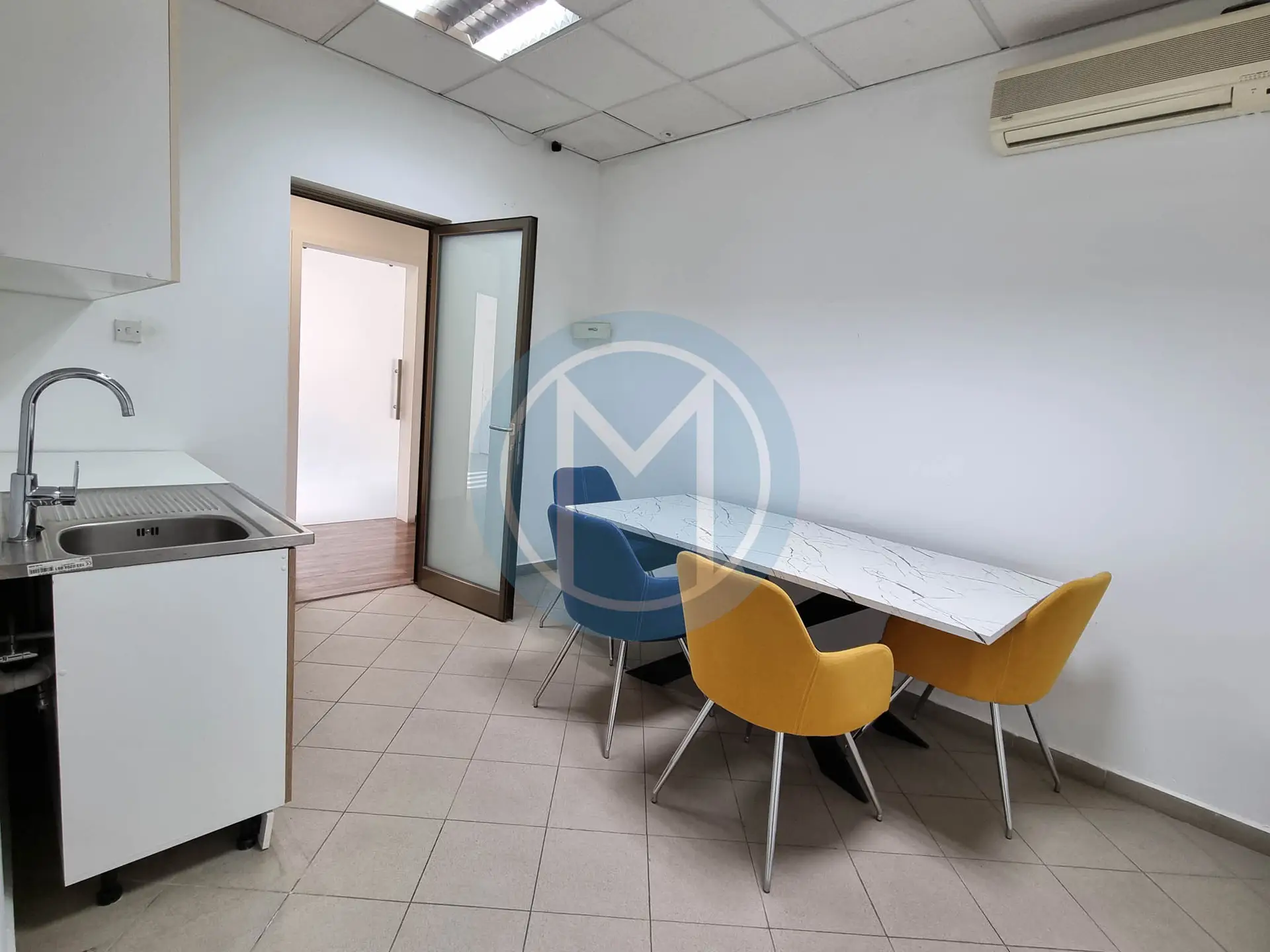 Cosy Multi-Room Office in Iklin