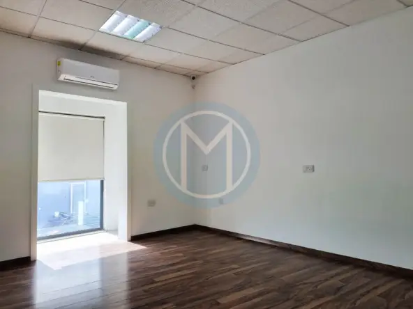 Cosy Multi-Room Office in Iklin